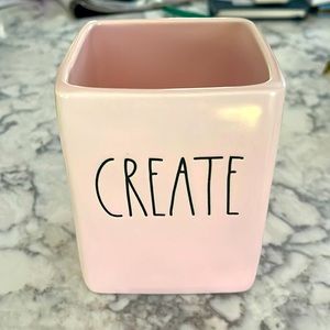 Rae Dunn pen paintbrush holder